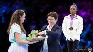 podium app ph simone ferraro sfa01767